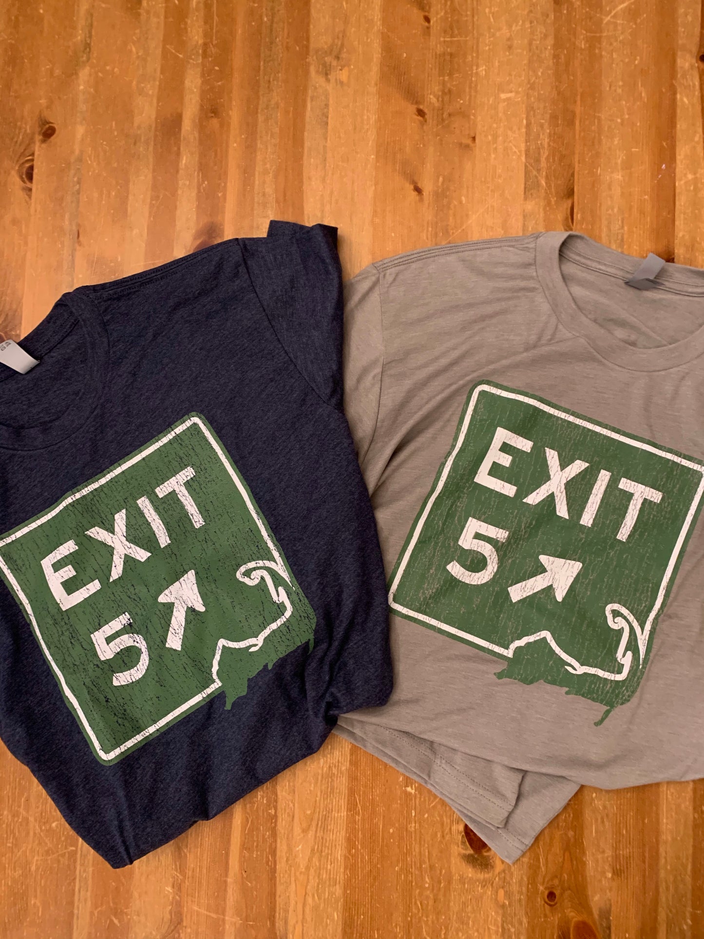 Cape Exit 5 Tee