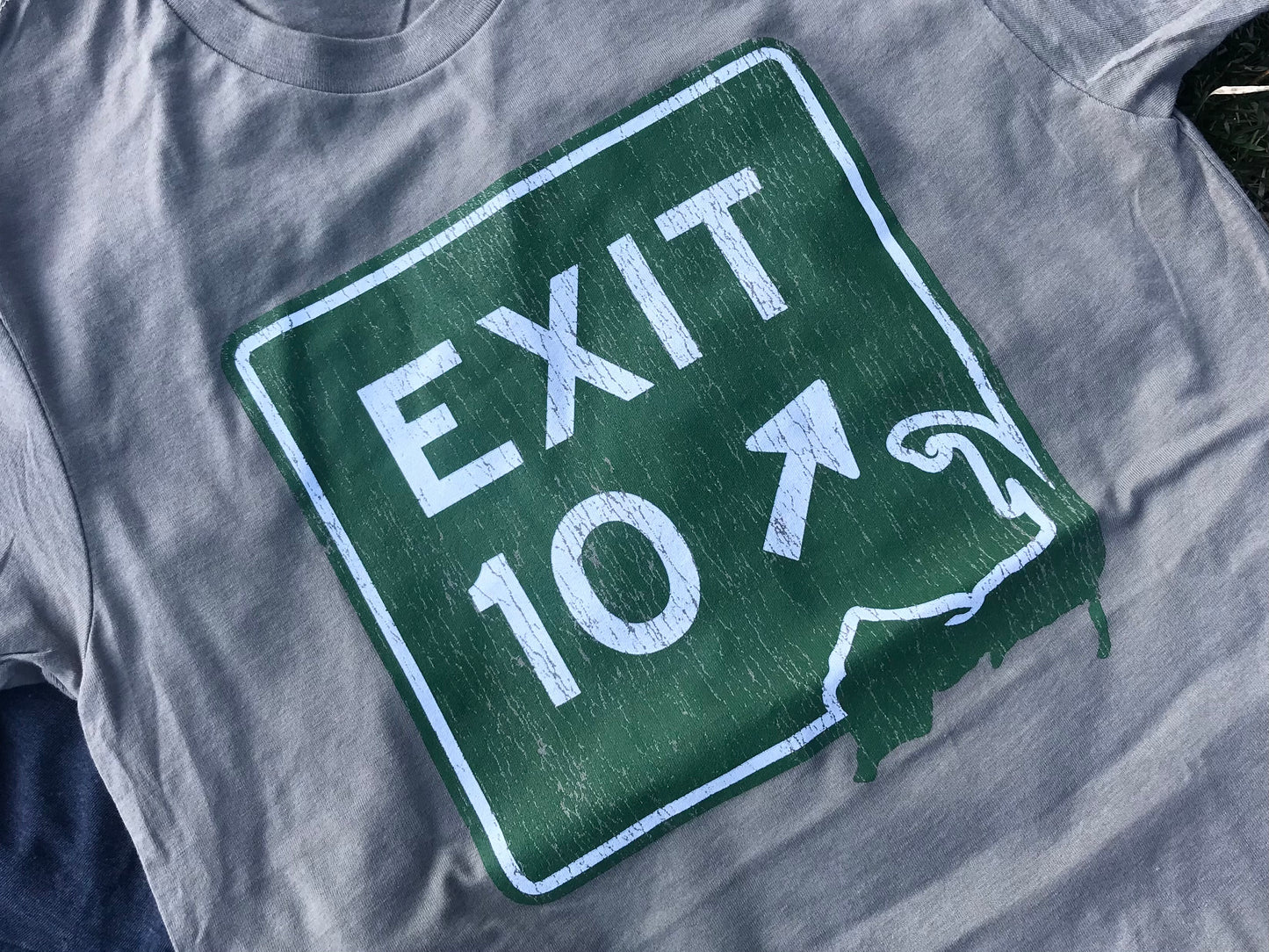 Cape Exit 10 Tee