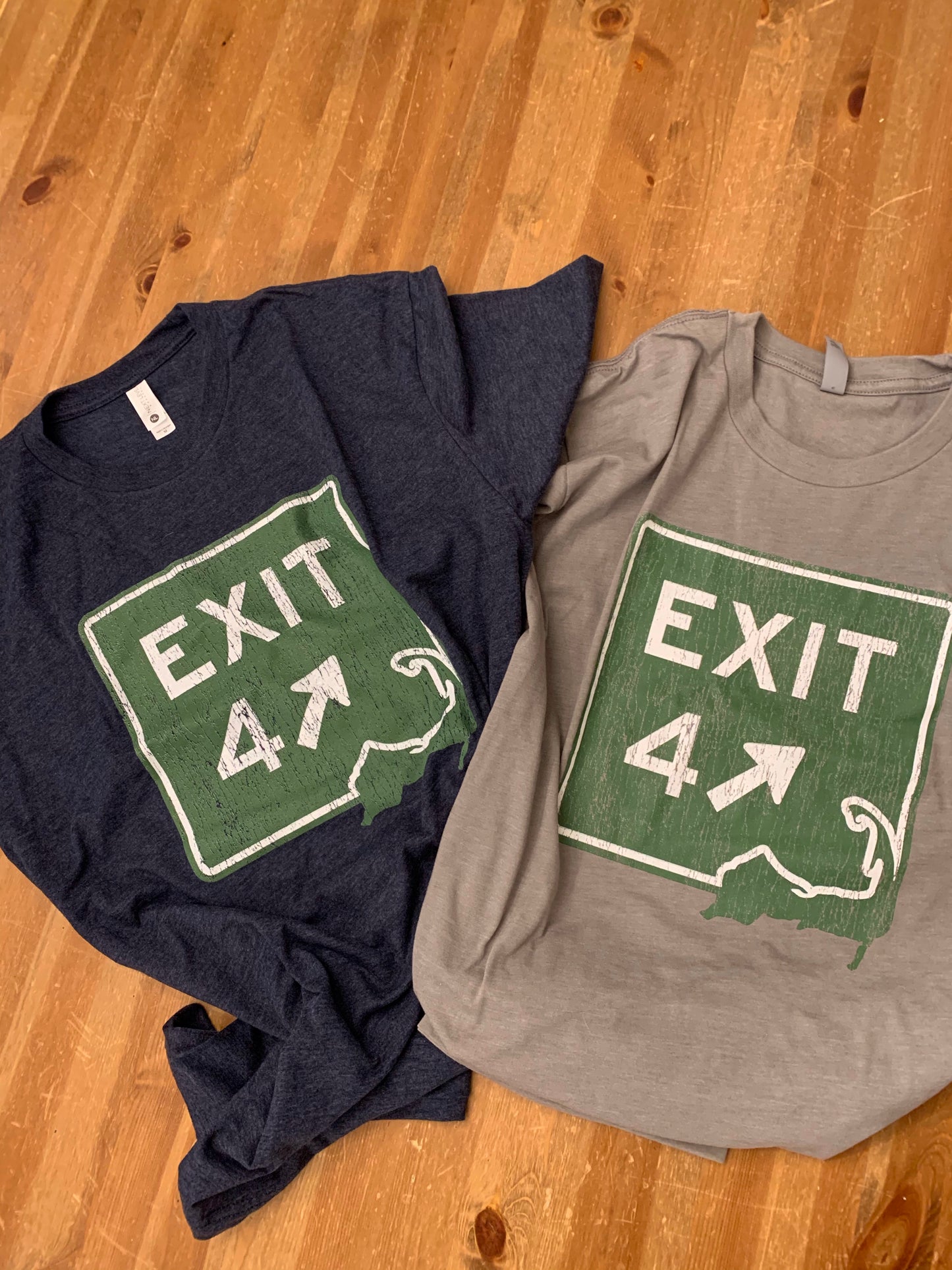 Cape Exit 4 Tee