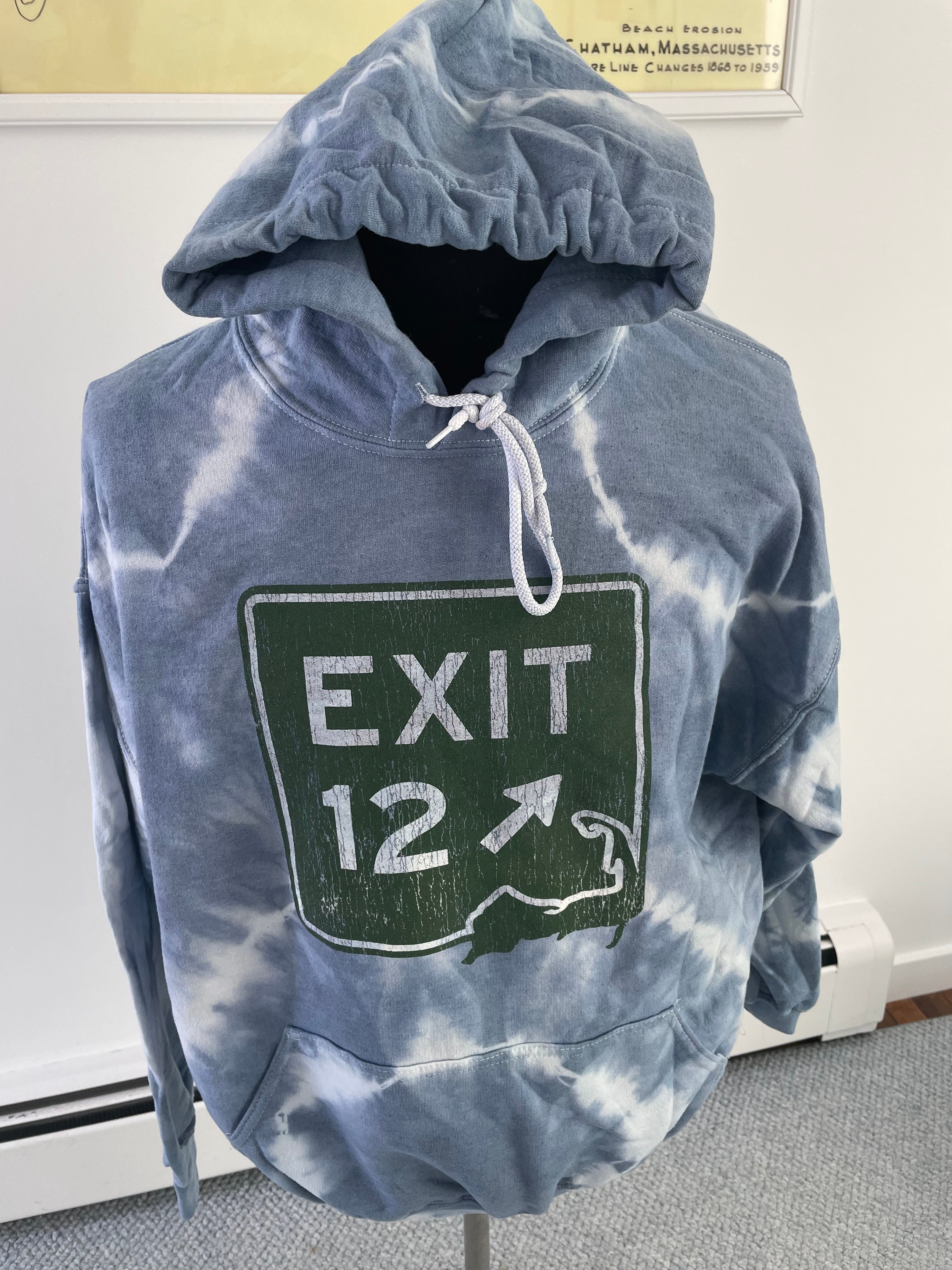 FRAME TIE orders DYE LOGO HOODIE